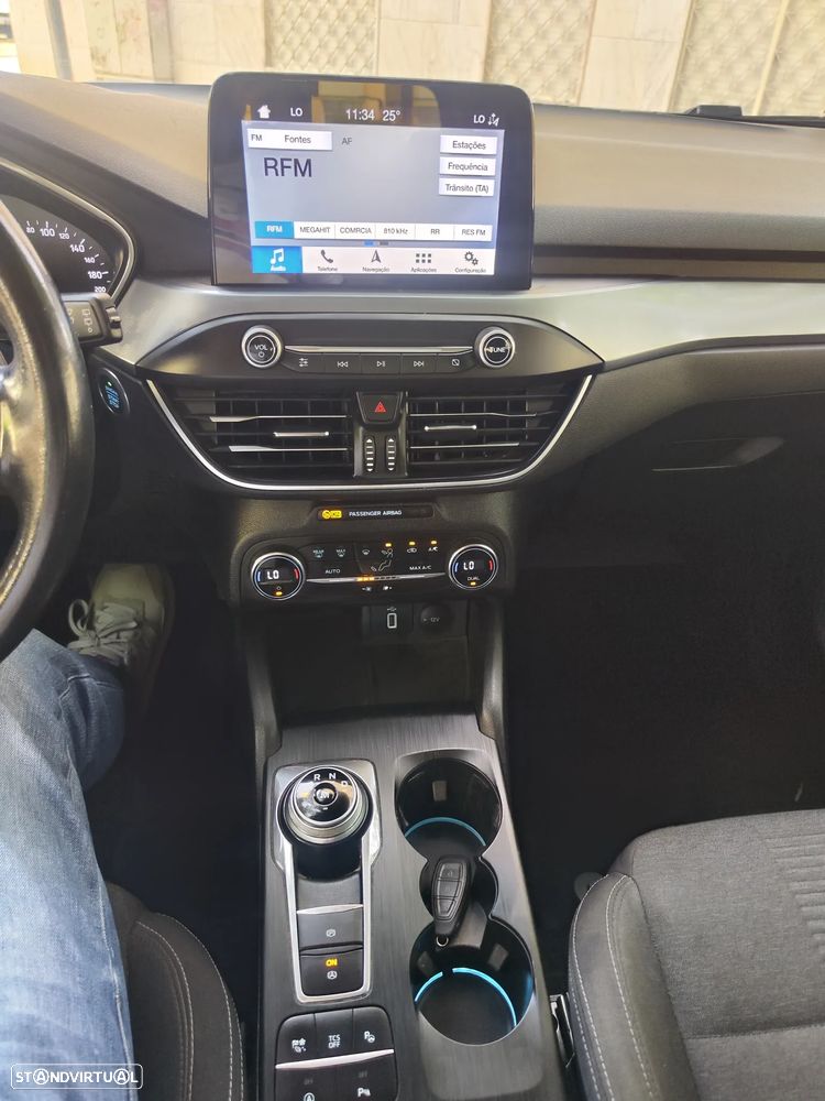 Ford Focus SW 1.0 EcoBoost Active Aut. - 35