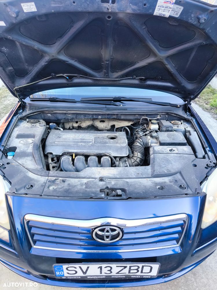 Toyota Avensis 1.8 VVT-i Combi - 7