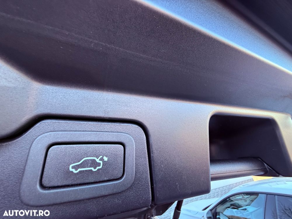 Land Rover Range Rover Evoque - 16