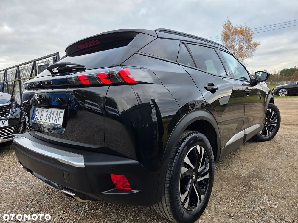 Peugeot 2008 BlueHDi 130 EAT8 GT Pack - 4