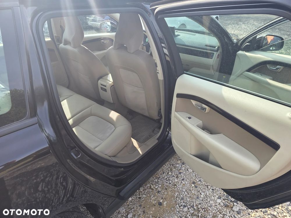 Volvo V70 2.0D Momentum - 24
