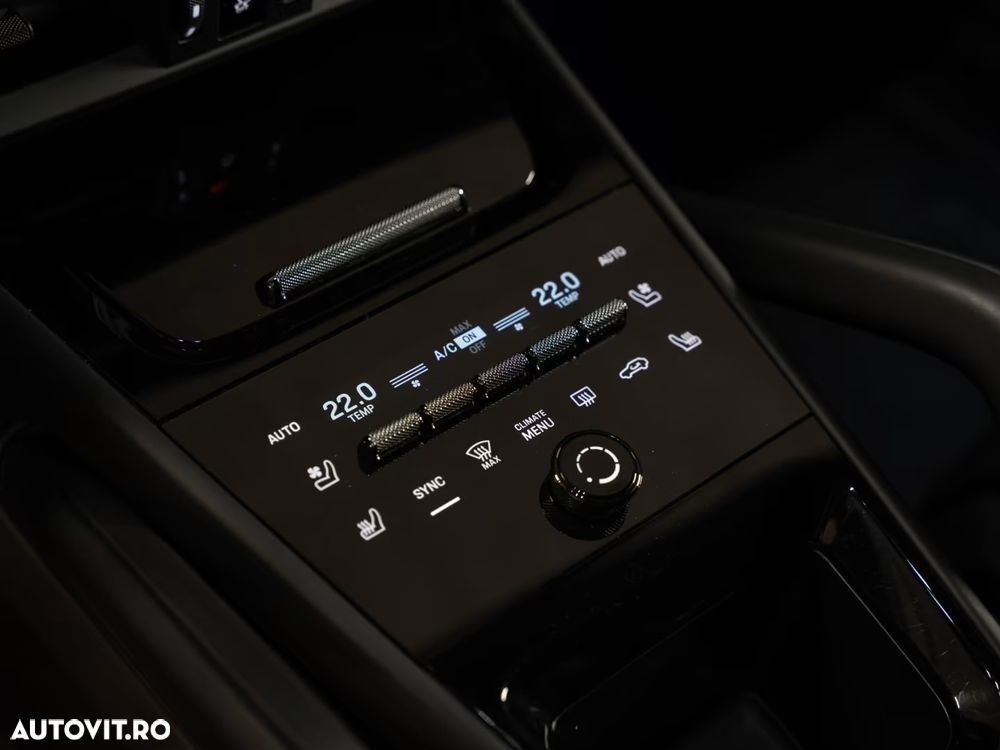 Porsche Cayenne Coupe E-Hybrid - 19