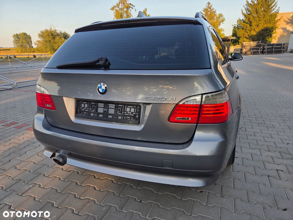 BMW Seria 5 520d Edition Lifestyle - 15