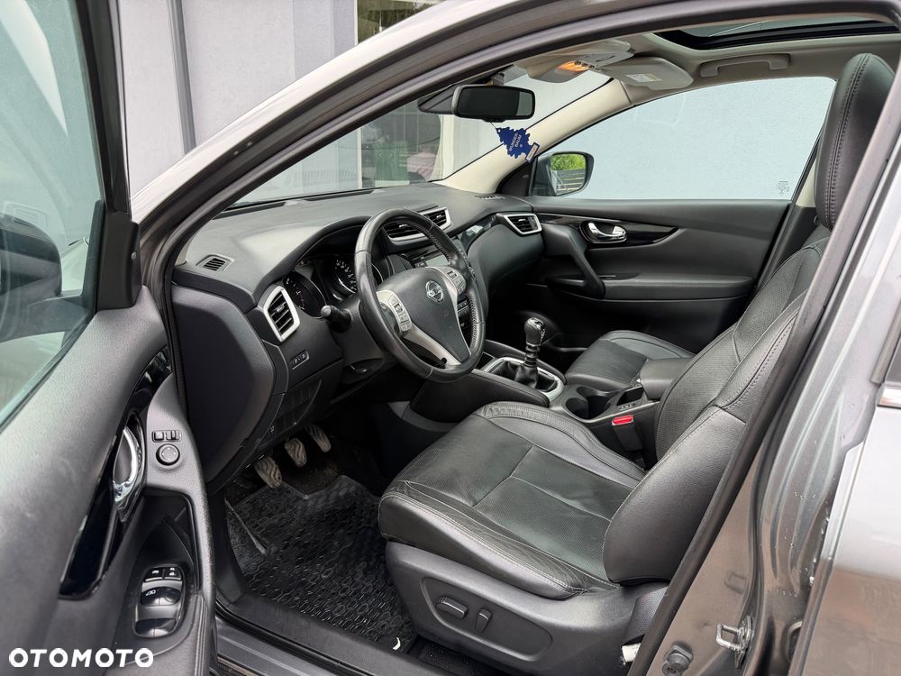 Nissan Qashqai 1.5 dCi Tekna+ - 6