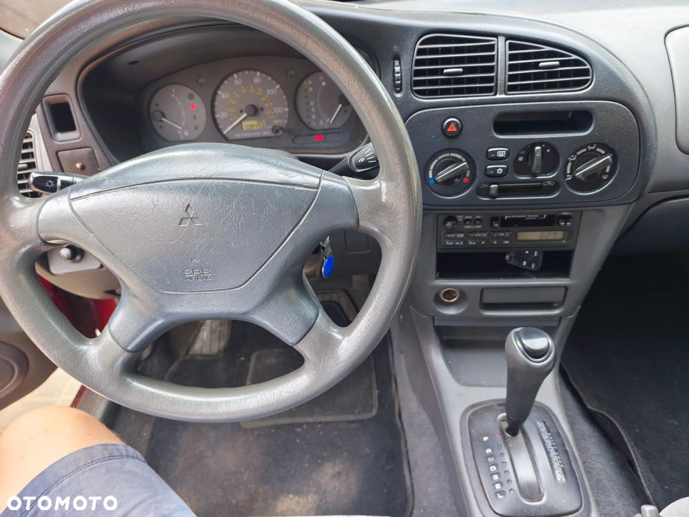 Mitsubishi Inny - 8