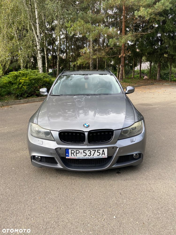 BMW Seria 3 325d DPF Touring - 5