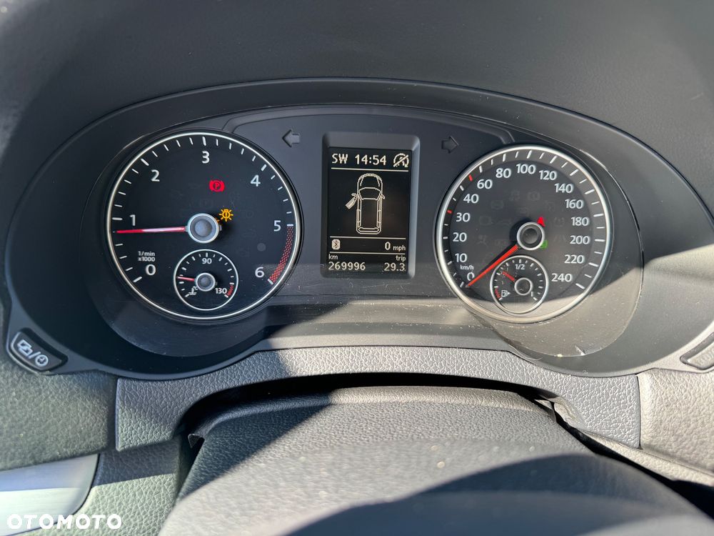 Volkswagen Sharan 2.0 TDI DSG BlueMotion Technology Highline - 16