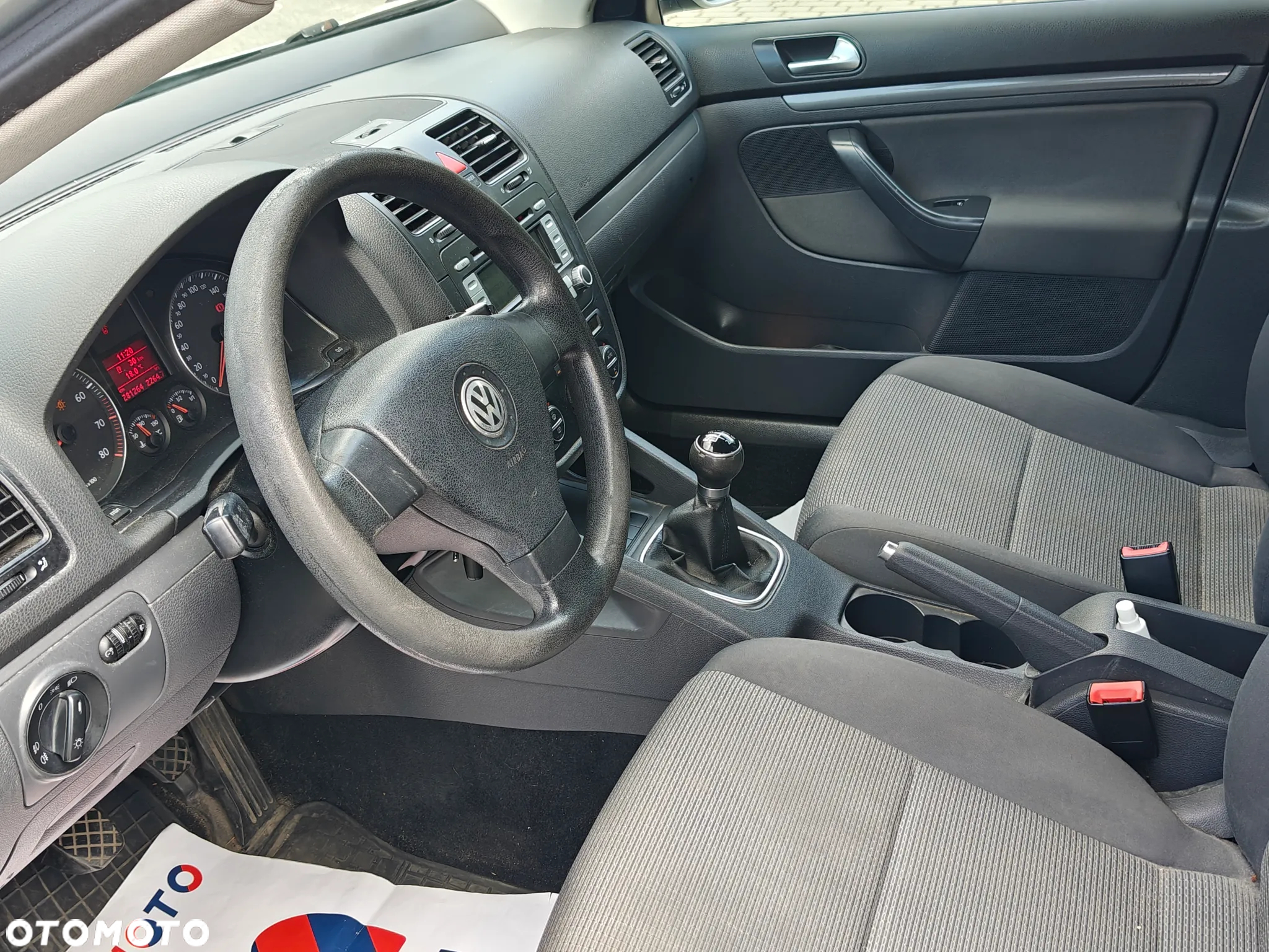 Volkswagen Jetta 1.6 FSI Comfortline - 10