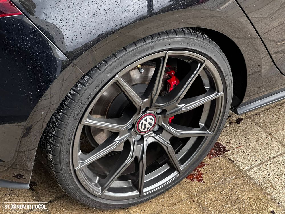 VW Golf GTI BlueMotion - 23