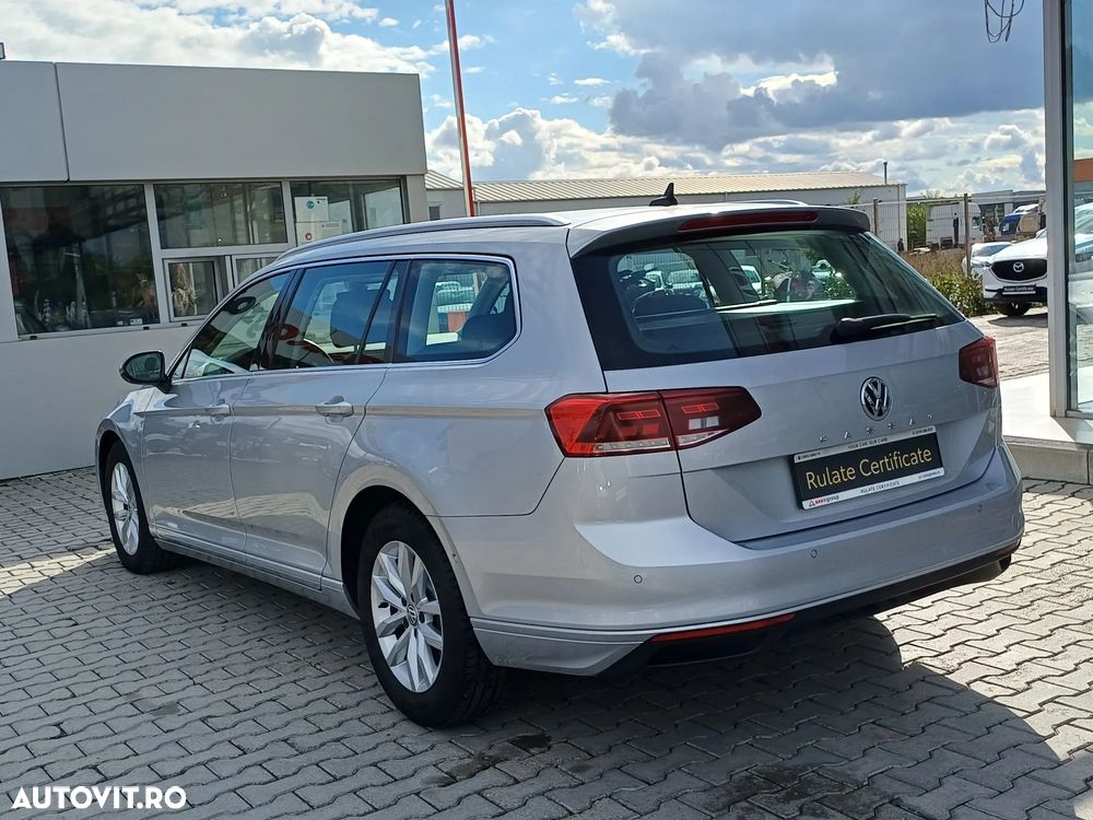 Volkswagen Passat - 6