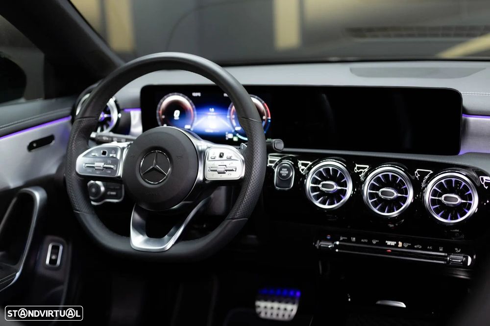Mercedes-Benz CLA 250 e Shooting Brake AMG Line - 21