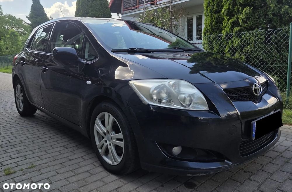 Toyota Auris 2.0 D-4D - 2