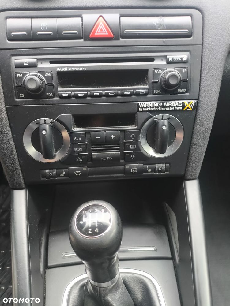 Audi A3 3-drzwiowe 1.6 Ambiente - 21