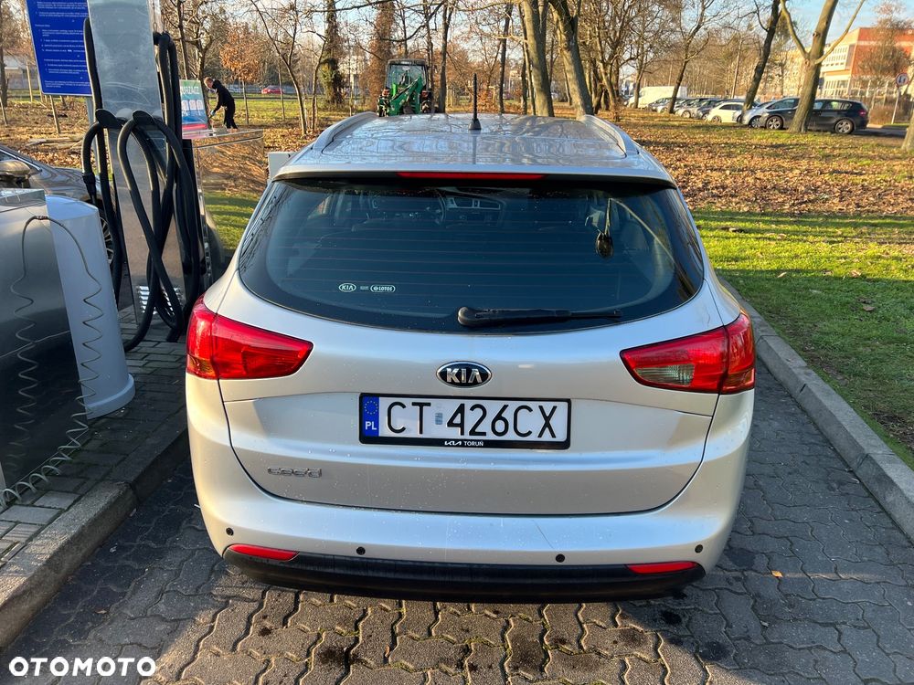Kia Ceed 1.6 GDI M - 6
