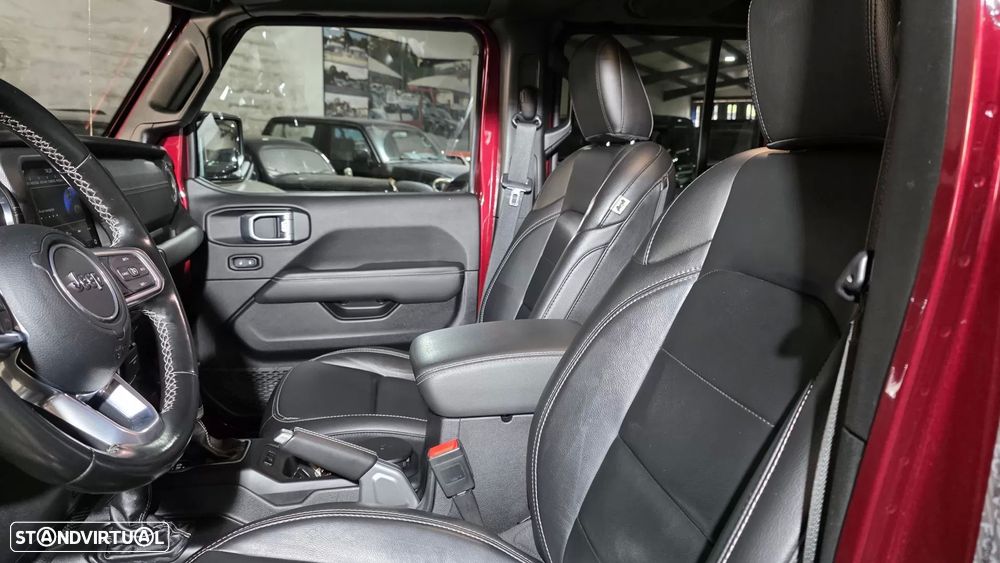 Jeep Gladiator 3.0V6 MultiJet AWD Auto Overland - 27