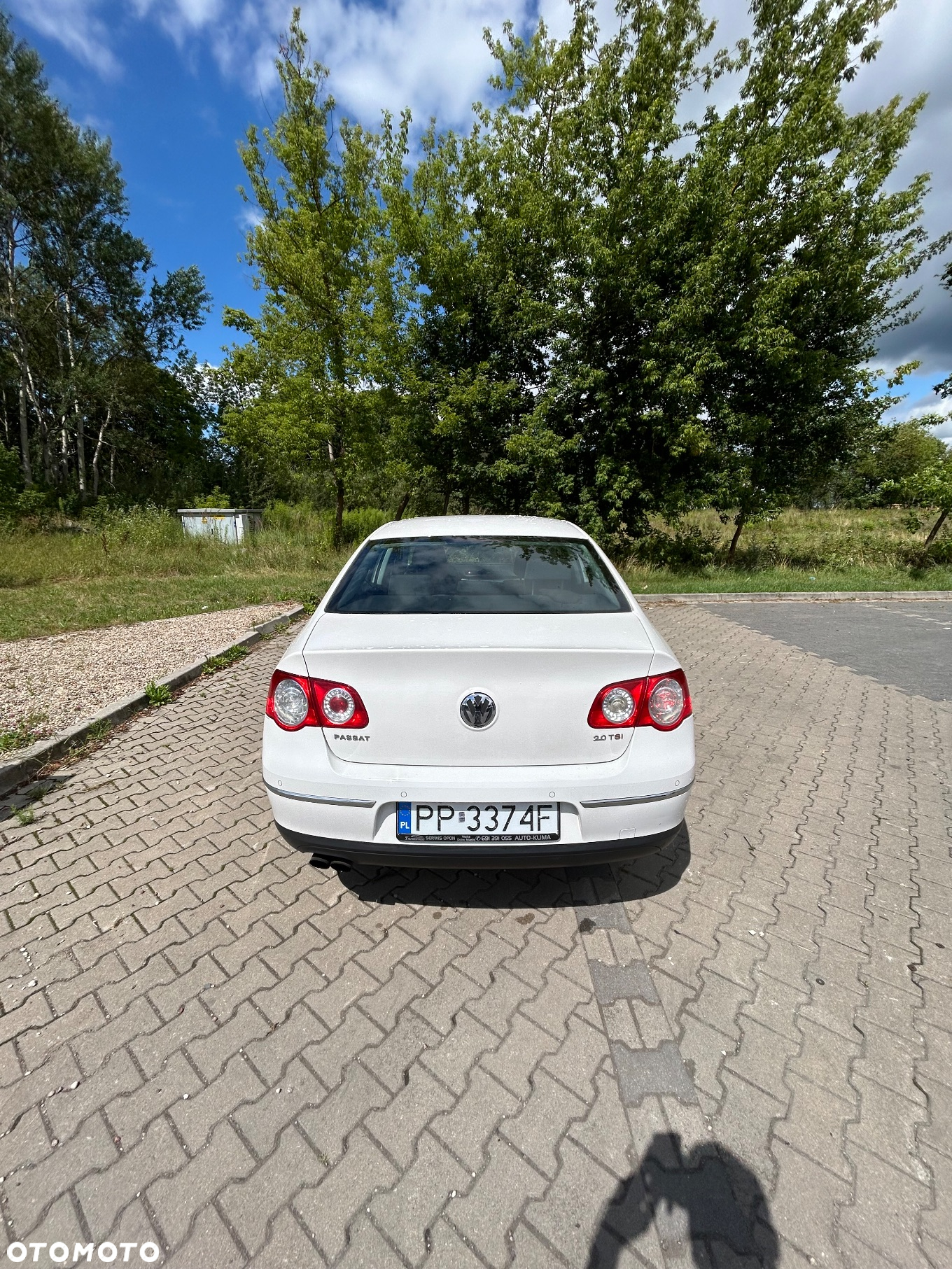 Volkswagen Passat - 9
