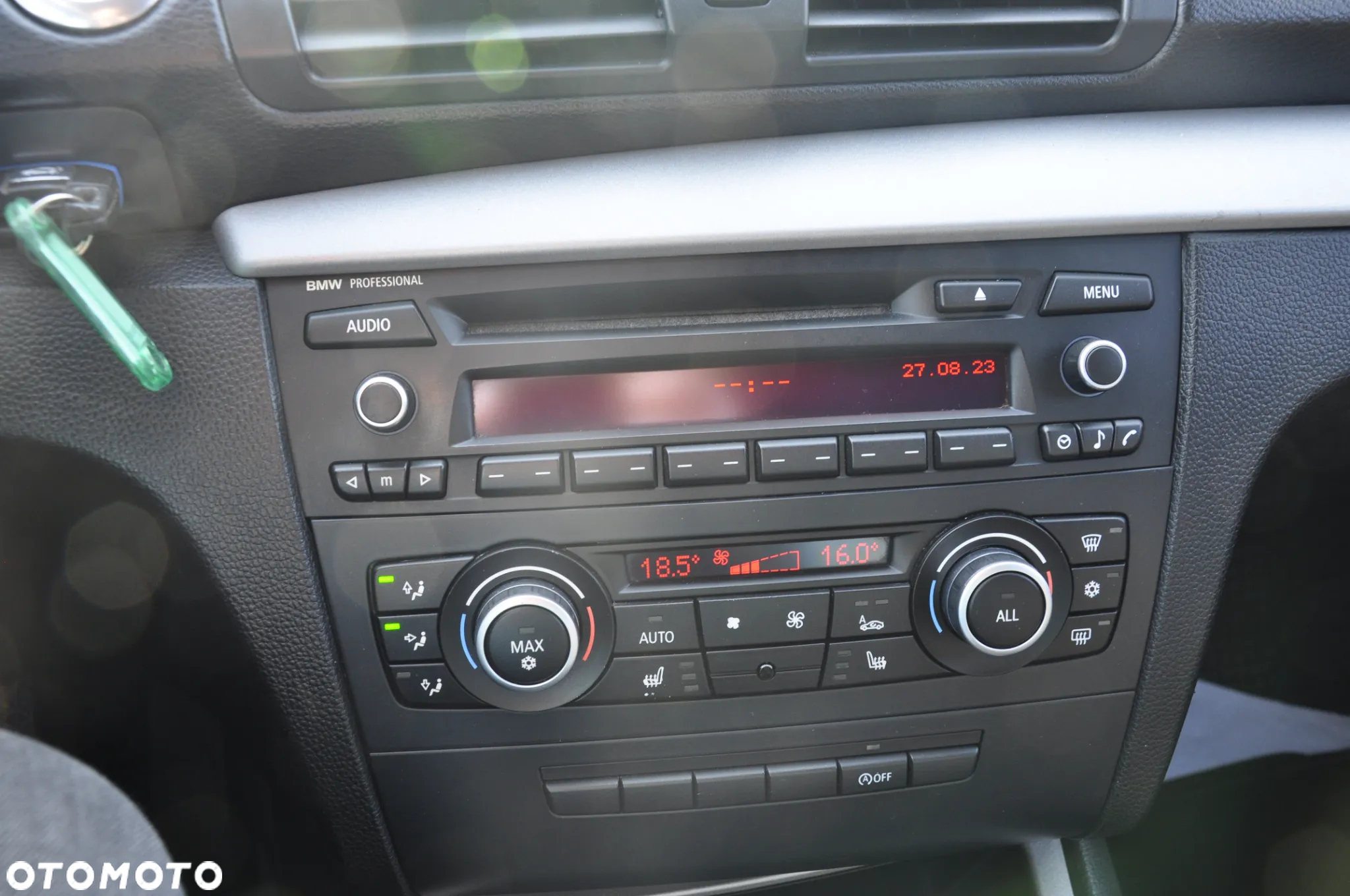 BMW Seria 1 118d Sport Line - 12