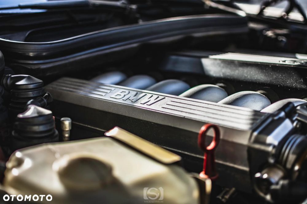 BMW Seria 8 850 Ci - 9