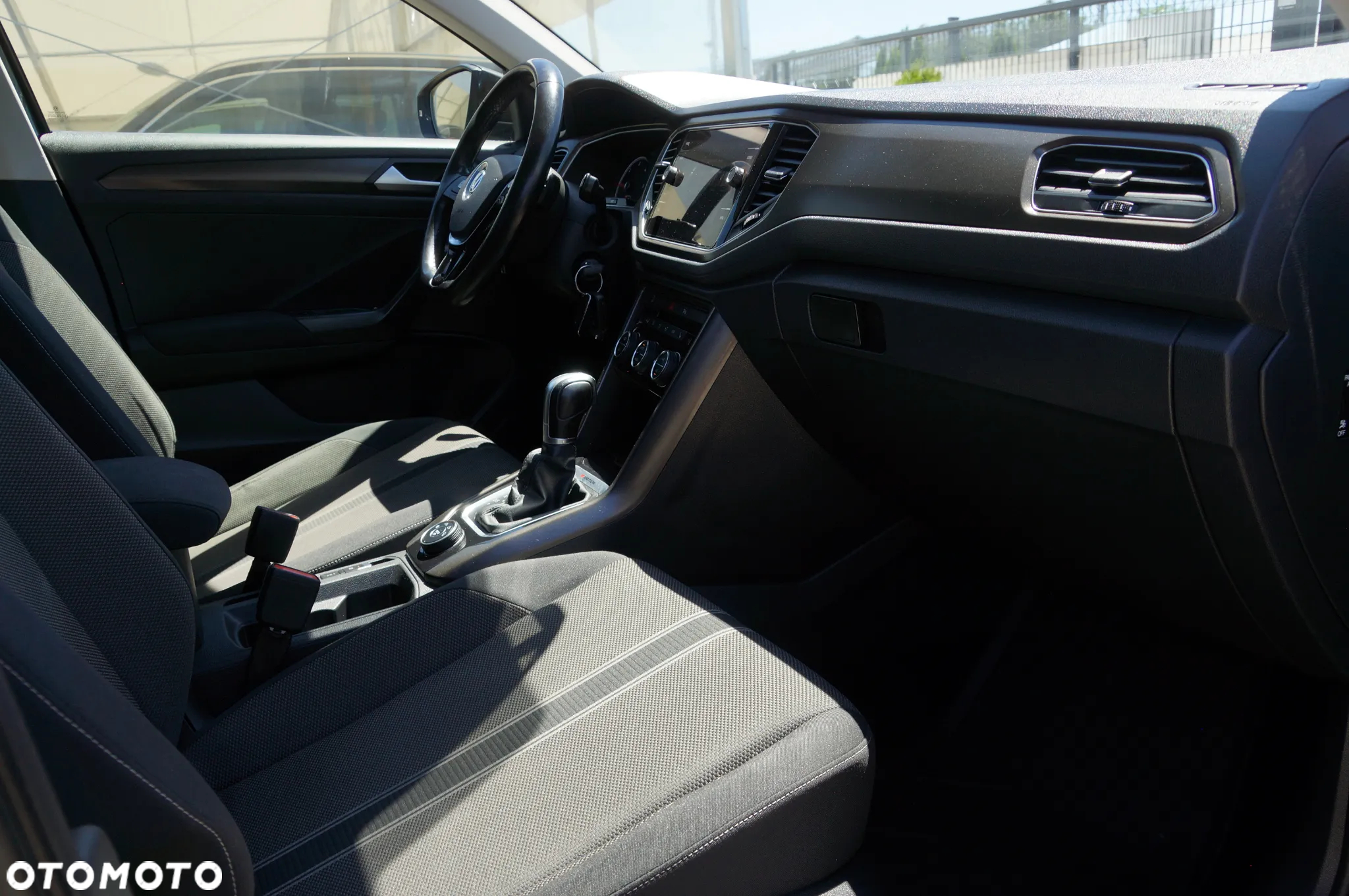 Volkswagen T-Roc 2.0 TDI SCR 4MOTION DSG Style - 26