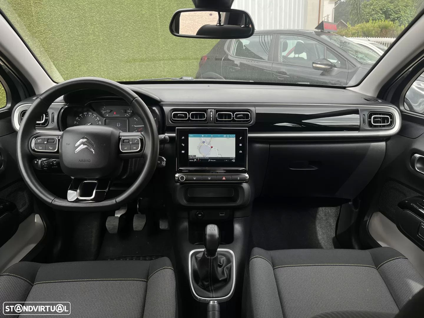 Citroën C3 1.2 PureTech Shine - 10