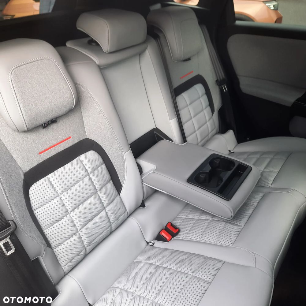 Citroën C5 Aircross 1.2 mHEV Max eDCT6 - 10