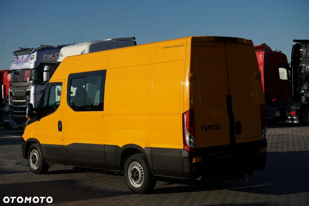Iveco DAILY 35-140 / BRYGADÓWKA / 7 MIEJSC / BLASZAK / FURGON / SPROWADZONY - 7