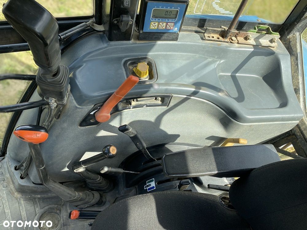 New Holland L85 (Ford 6635) - 8
