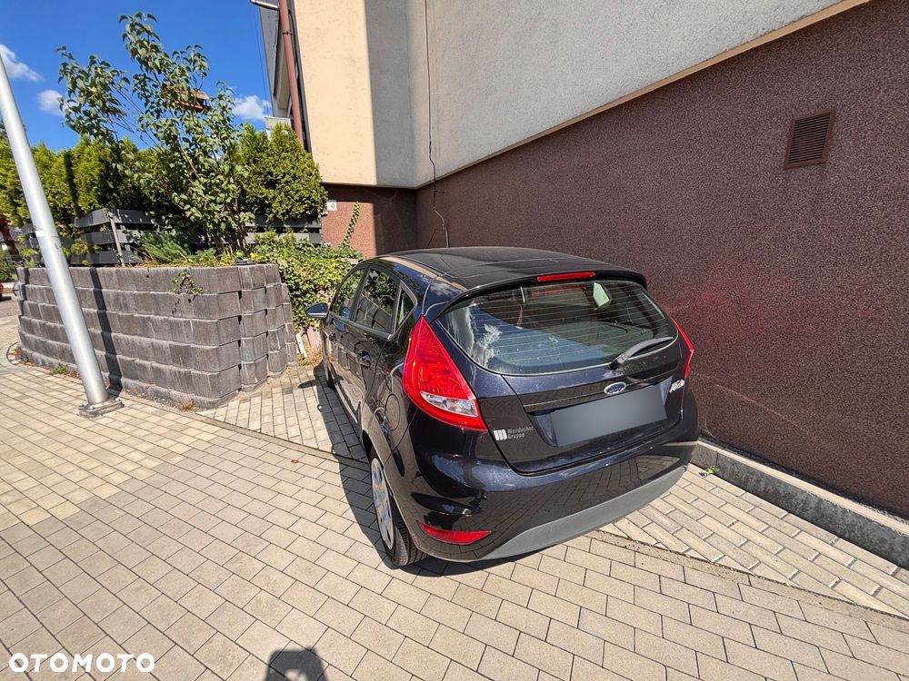 Ford Fiesta 1.25 Ambiente EU5 - 5