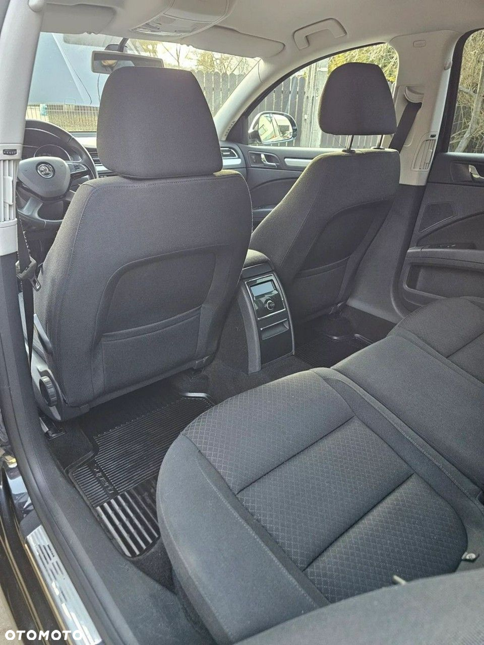 Skoda Superb 2.0 TDI Elegance - 11