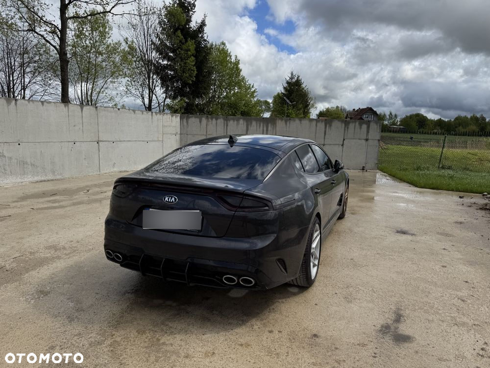 Kia Stinger 3.3 T-GDI V6 GT AWD - 14