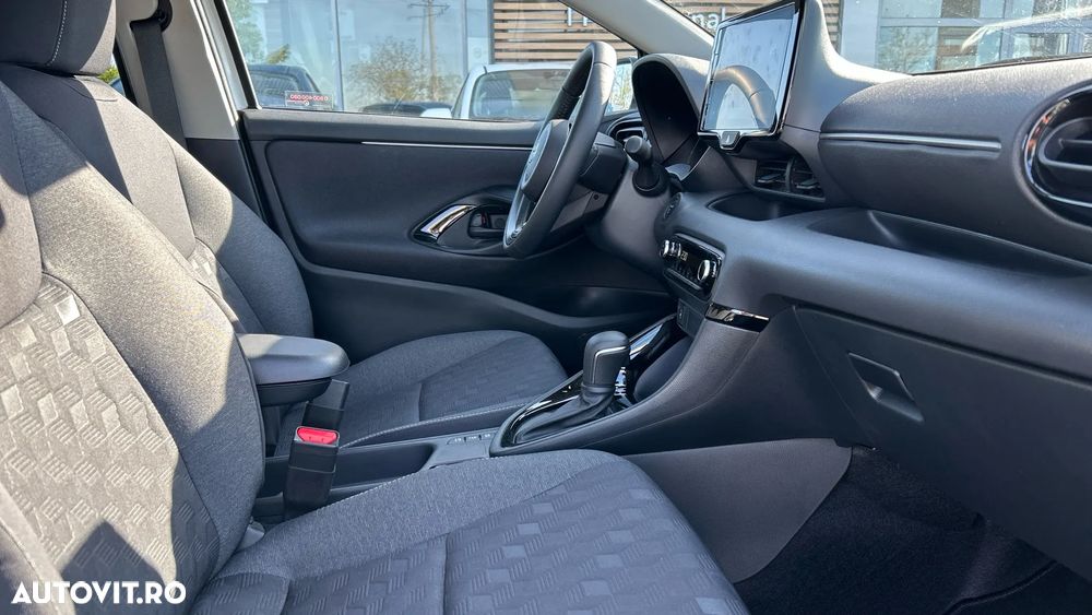 Toyota Yaris 1.5 VVT-i HSD Dynamic - 5