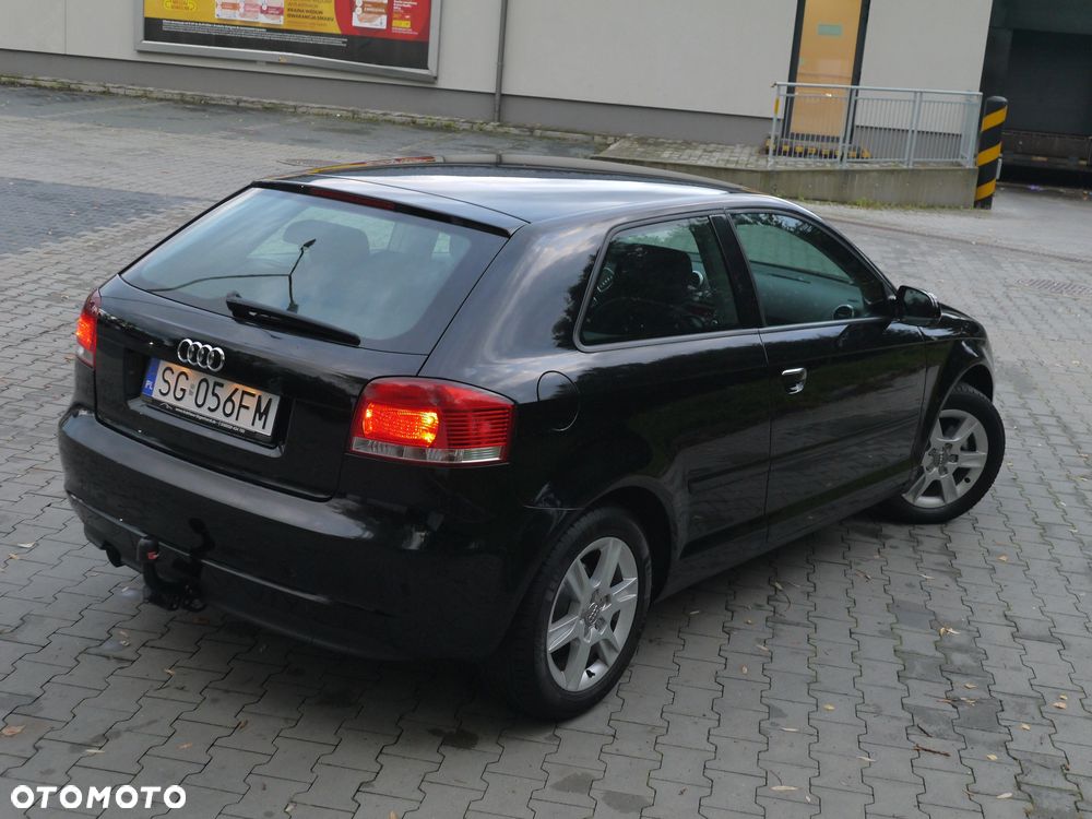 Audi A3 3-drzwiowe 1.6 Attraction - 30