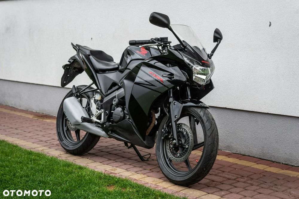 Honda CBR - 1