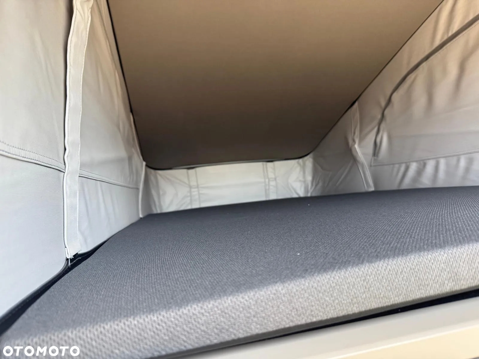 Volkswagen California - 28