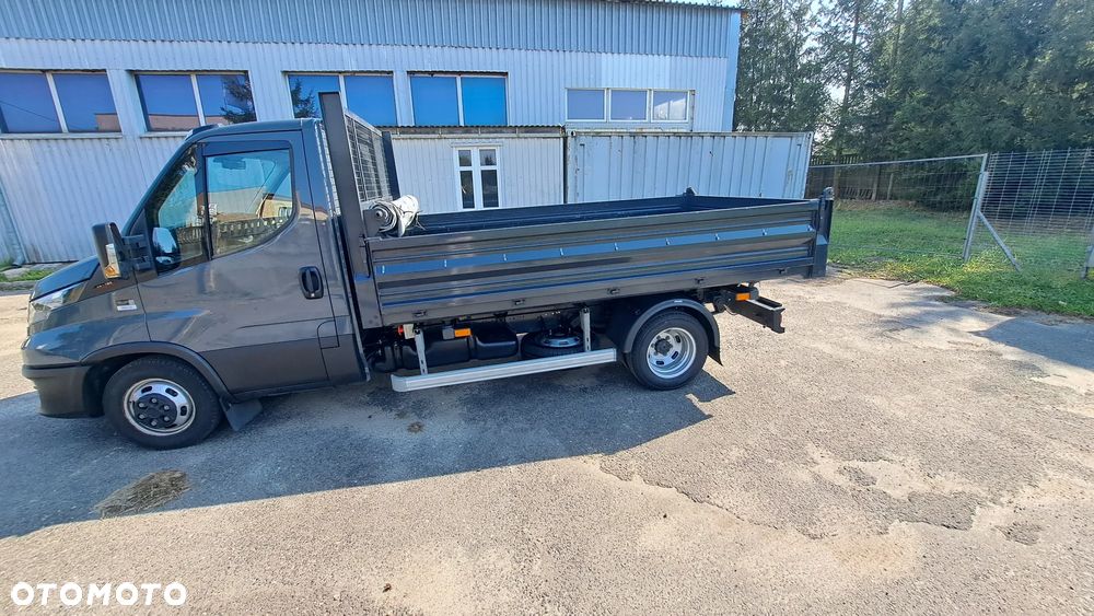 Iveco DAILY 35C18H - 3