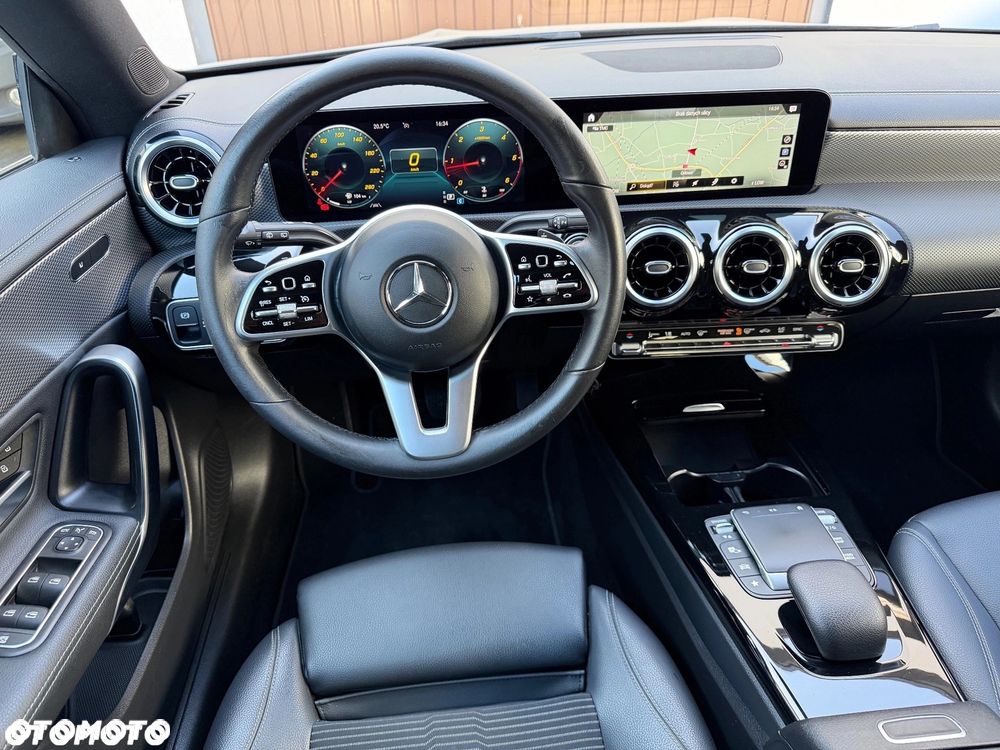 Mercedes-Benz CLA - 39