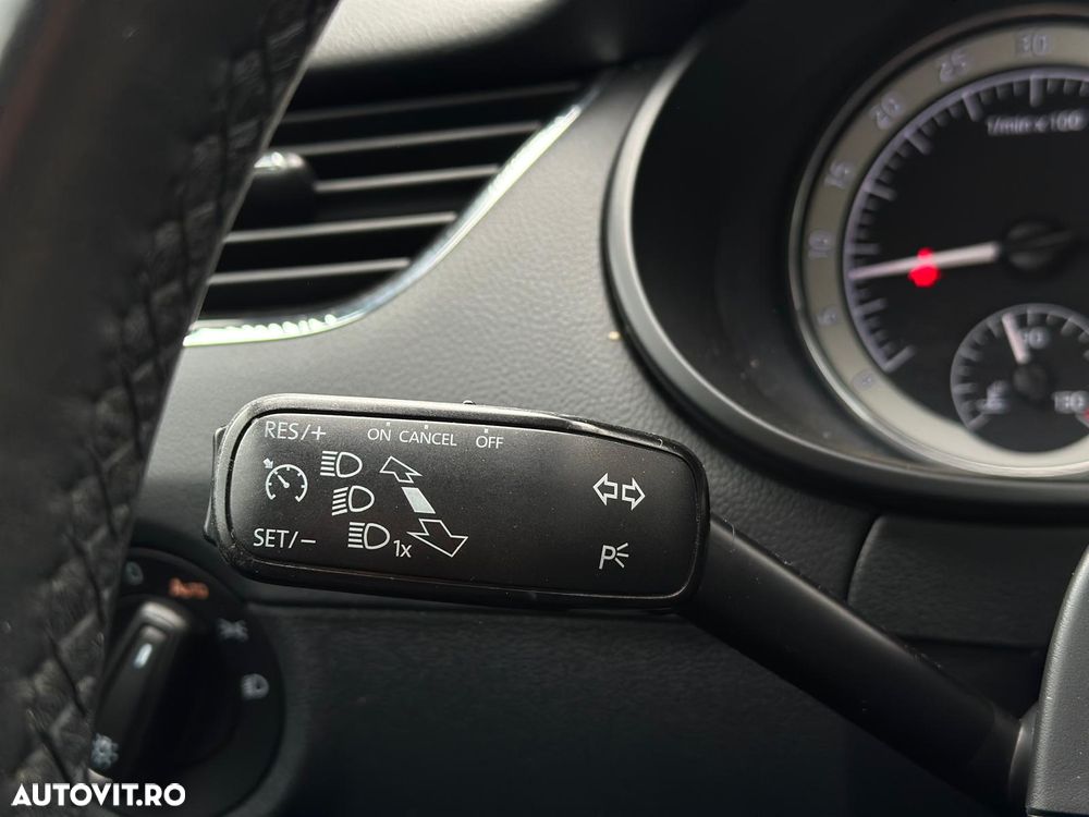 Skoda Octavia 2.0 TDI DSG Style - 36