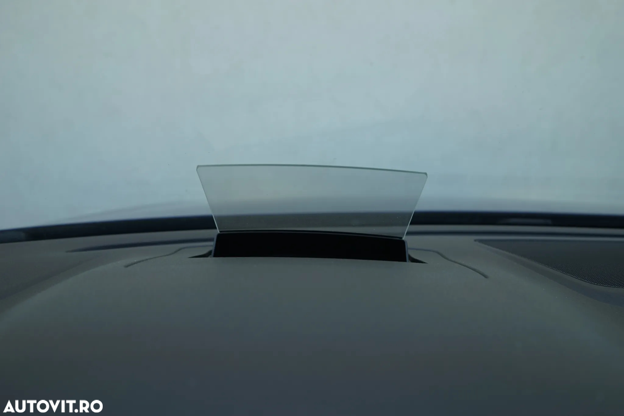 Volkswagen Passat - 17