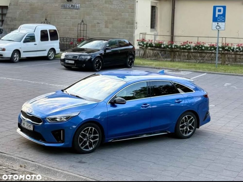 Kia ProCeed - 4