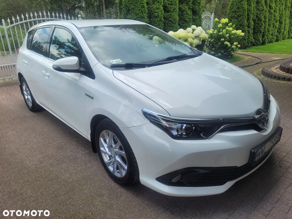 Toyota Auris 1.8 VVT-i Hybrid Automatik Comfort - 2
