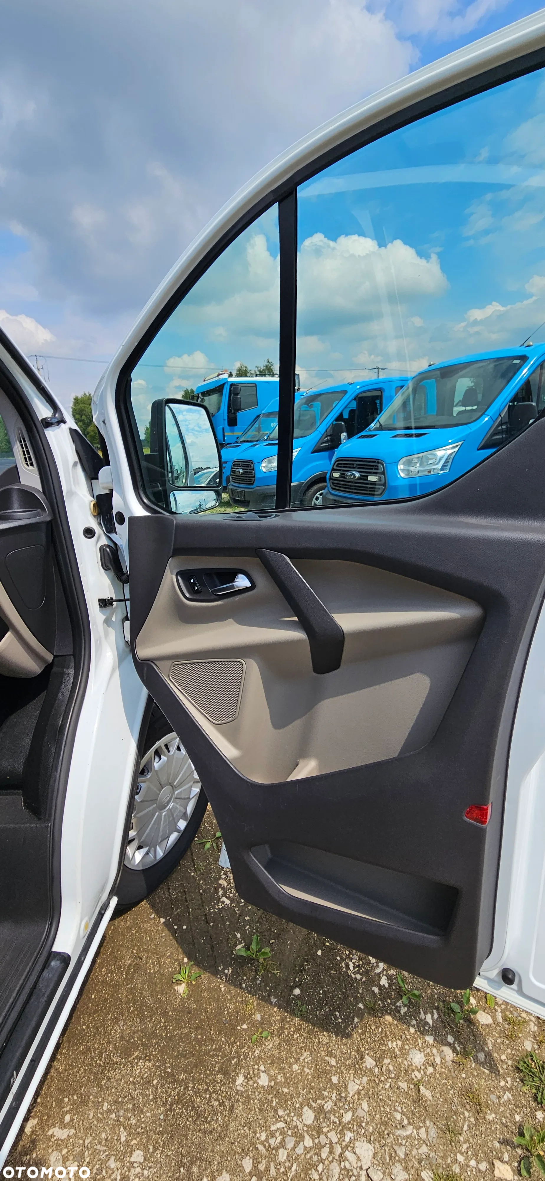 Ford Transit Custom 290 L2H1 Trend - 9