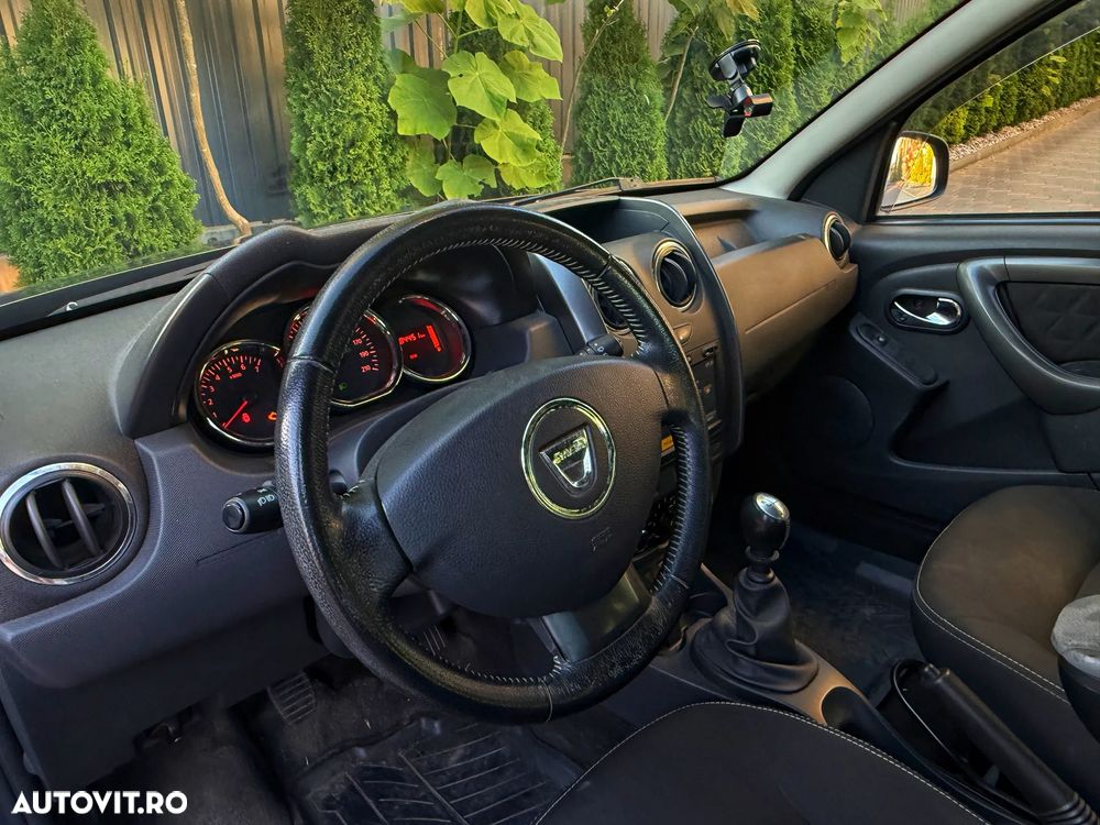 Dacia Duster 1.2 TCe 4x4 Laureate - 8