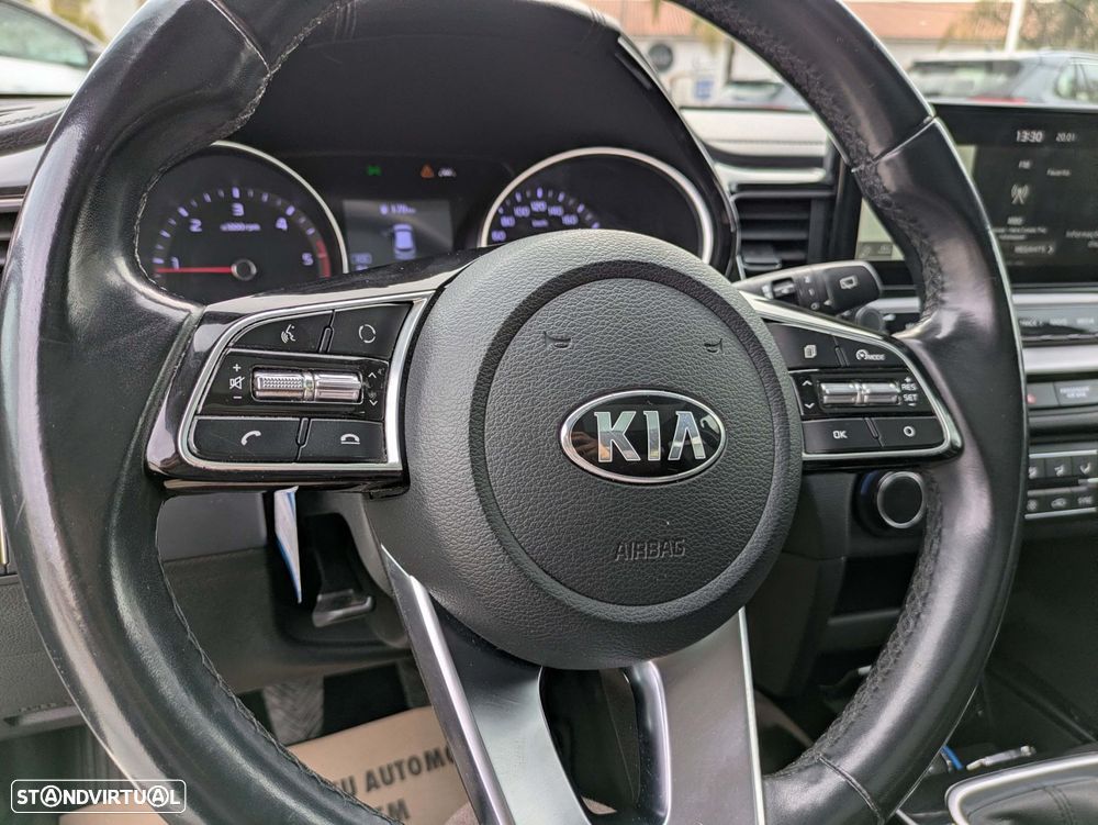 Kia Ceed SW 1.6 CRDi MHEV Drive+SRF - 27