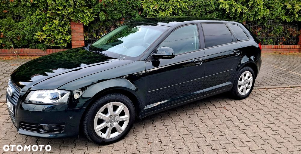 Audi A3 Sportback 2.0 FSI tiptronic Ambiente - 2