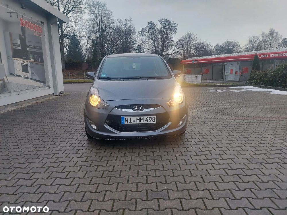 Hyundai ix20 1.6 CRDi UEFA EURO 2012 Edition - 1