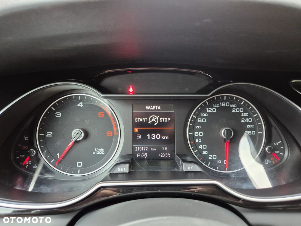 Audi A4 Avant 2.0 TDI DPF clean diesel multitronic S line Sportpaket - 26