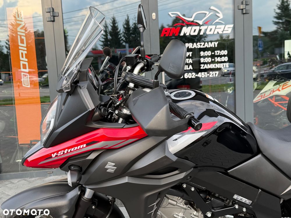 Suzuki V-STROM - 35