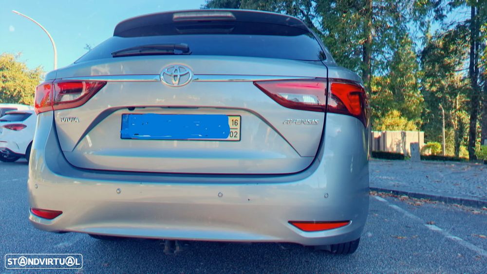 Toyota Avensis SW - 21