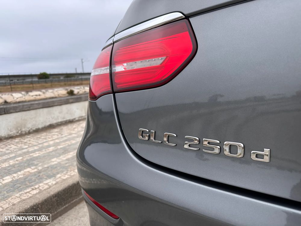Mercedes-Benz GLC 250 d Coupé AMG Line 4-Matic - 15