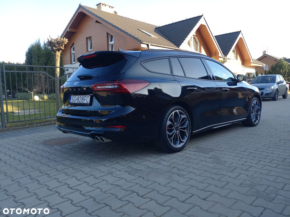 Ford Focus 1.0 EcoBoost mHEV ST-Line X - 5